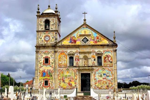 Igreja Ovar - nacionalidade Portuguesa