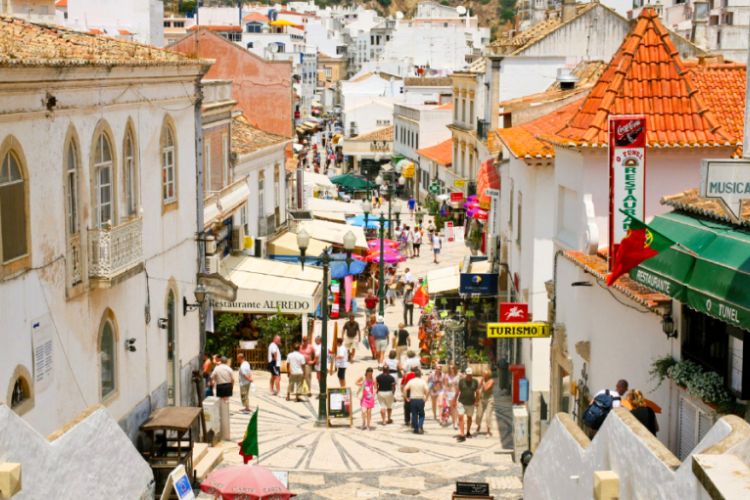 albufeira em Portugal