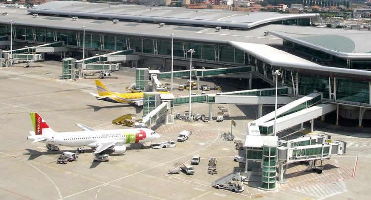 Aeroporto Francisco Sá Carneiro