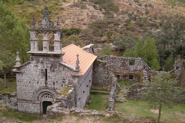 Mosteiro de Pitões