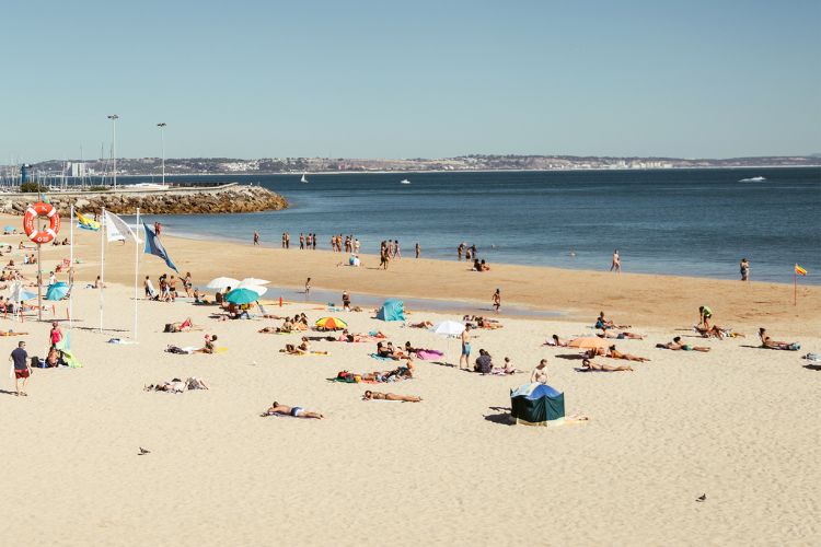 Como é morar em Oeiras ao lado da capital Lisboa, praias