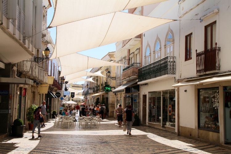O que fazer em Faro no Algarve de Portugal, rua de st antonio